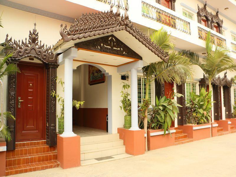 Mandalay White House Hotel Exterior foto